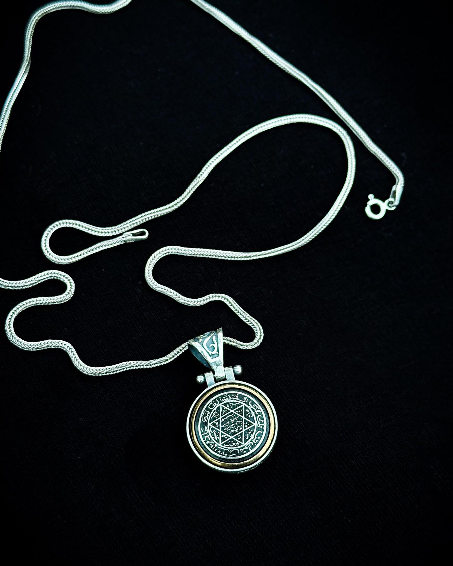 Döner Mekanizmalı Süleyman Mührü Kolye – 925 Ayar Gümüş