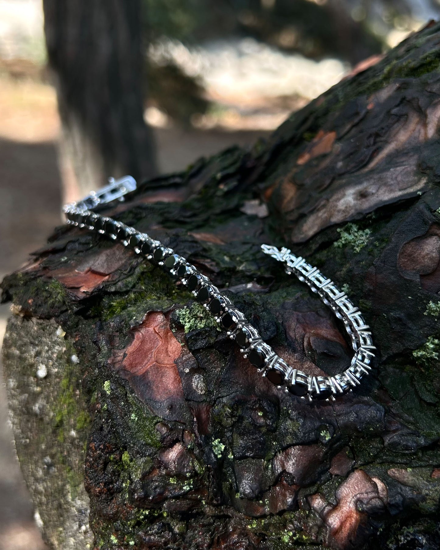 Siyah Su Yolu Tenis Bileklik – Rodyum Kaplama 925 Ayar Gümüş