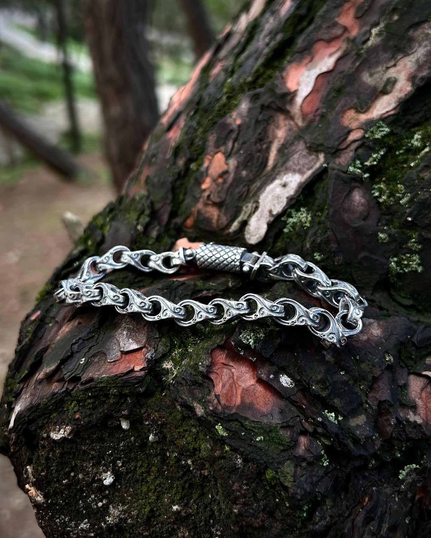 İşlemeli Oval Link Zincir Bileklik – 925 Ayar Gümüş