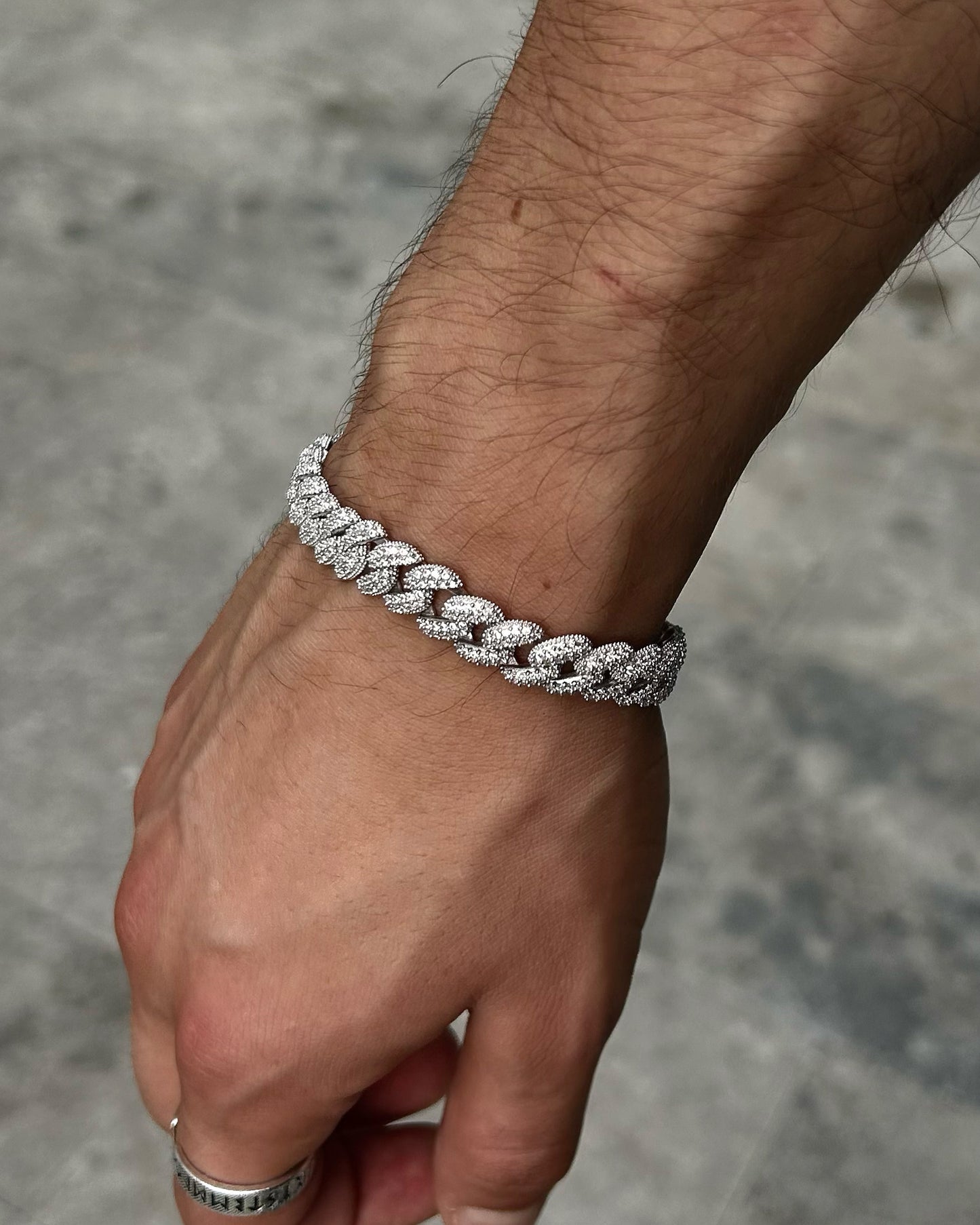 Iced Out Cuban Zincir Bileklik – 925 Ayar Gümüş Rodyum Kaplama