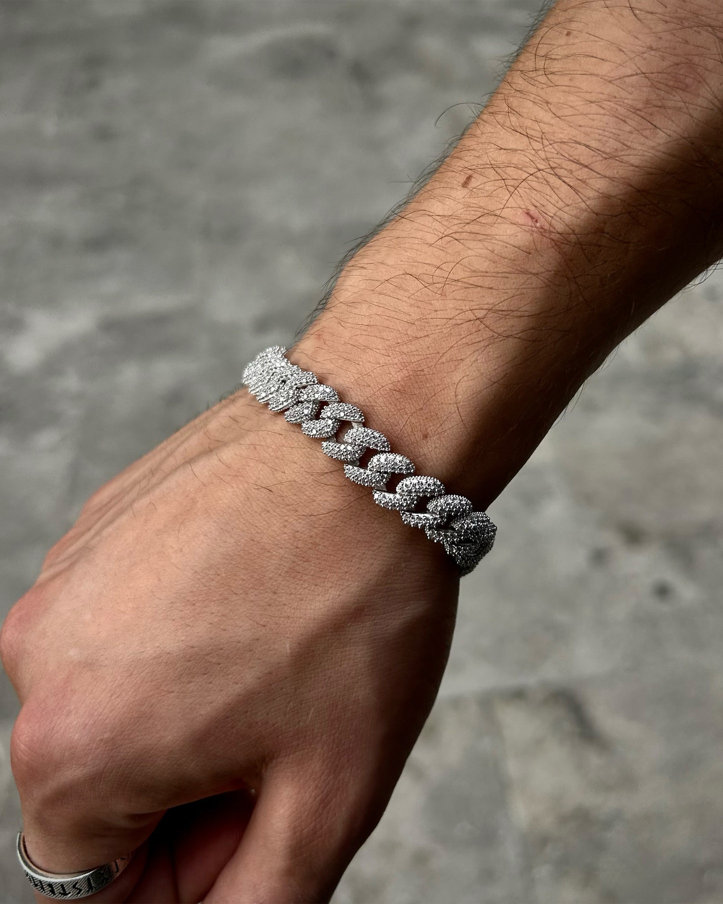 Iced Out Cuban Zincir Bileklik – 925 Ayar Gümüş Rodyum Kaplama