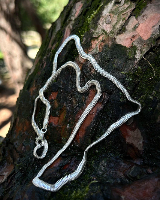 How to Style Sterling Silver Necklaces for Any Occasion