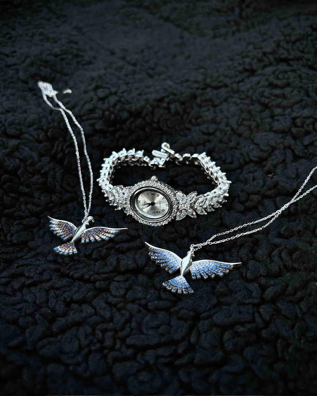 💎 KALICI BİR SÖZ: EŞ VE SEVGİLİYE ÖZEL LÜKS GÜMÜŞ SAAT HEDİYE REHBERİ (YILBAŞI, SEVGİLİLER GÜNÜ, YILDÖNÜMÜ)