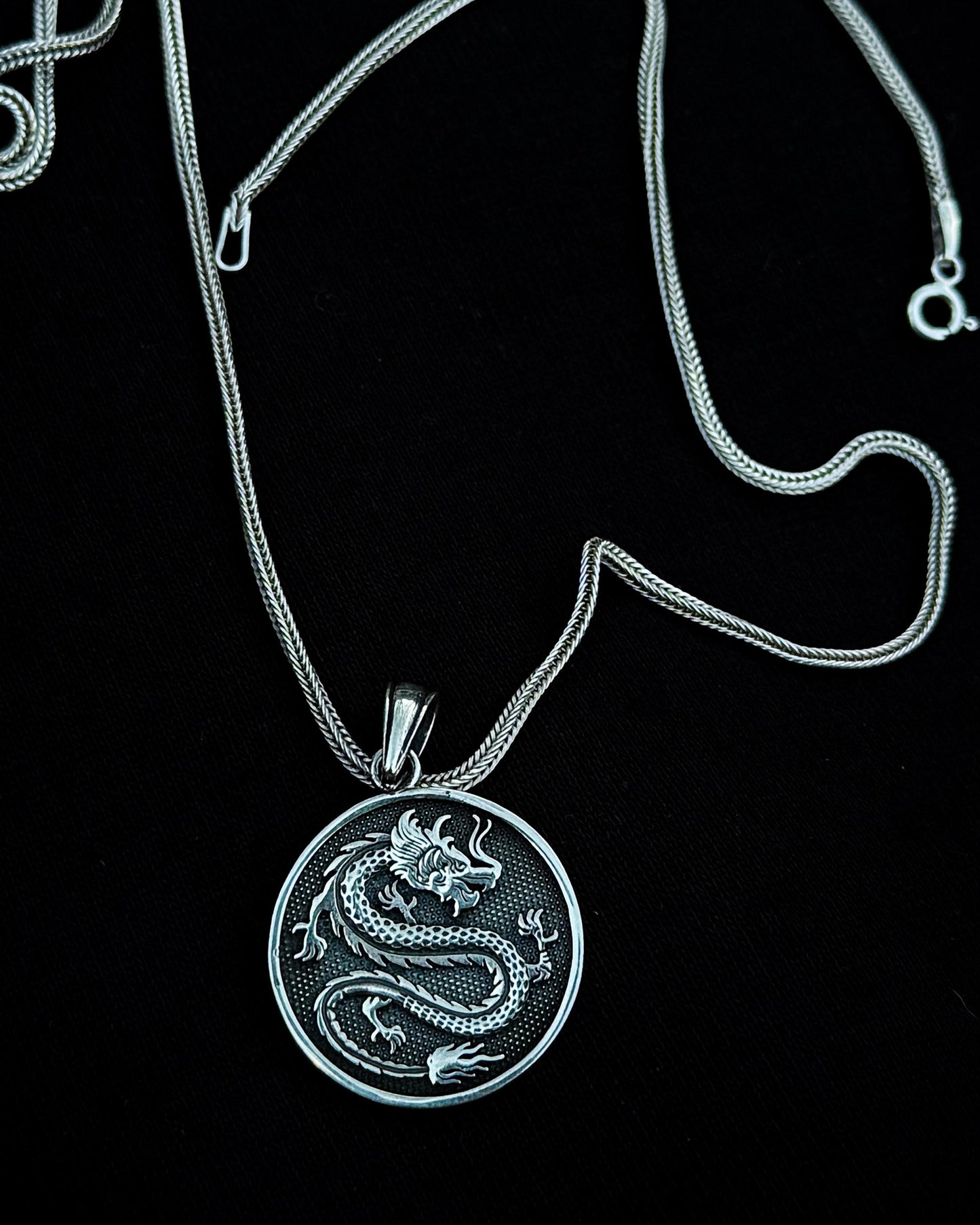 Collier médaillon dragon - Argent sterling 925