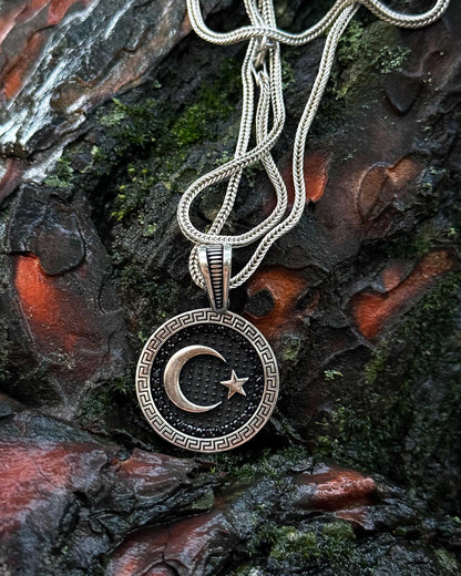 Siyah Ay Yıldız Madalyon Kolye – 925 Ayar Gümüş