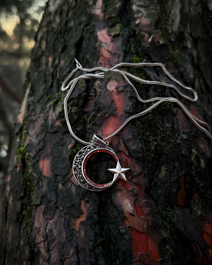 Kırmızı Taşlı Ay Yıldız Kolye – 925 Ayar Gümüş