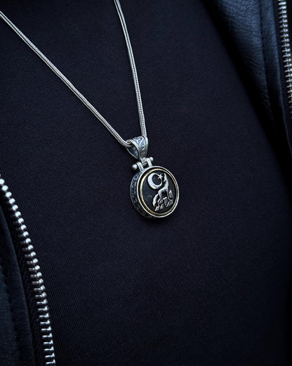 Ay Yıldız ve Bozkurt Kolye (Döner Mekanizmalı) – 925 Ayar Gümüş