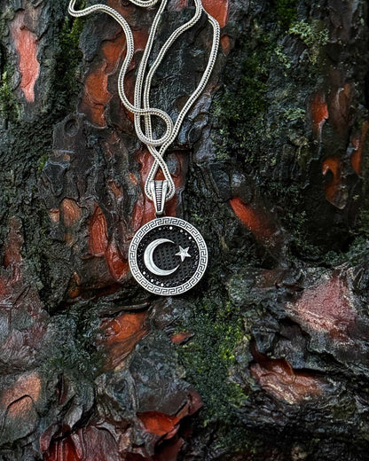 Siyah Ay Yıldız Madalyon Kolye – 925 Ayar Gümüş