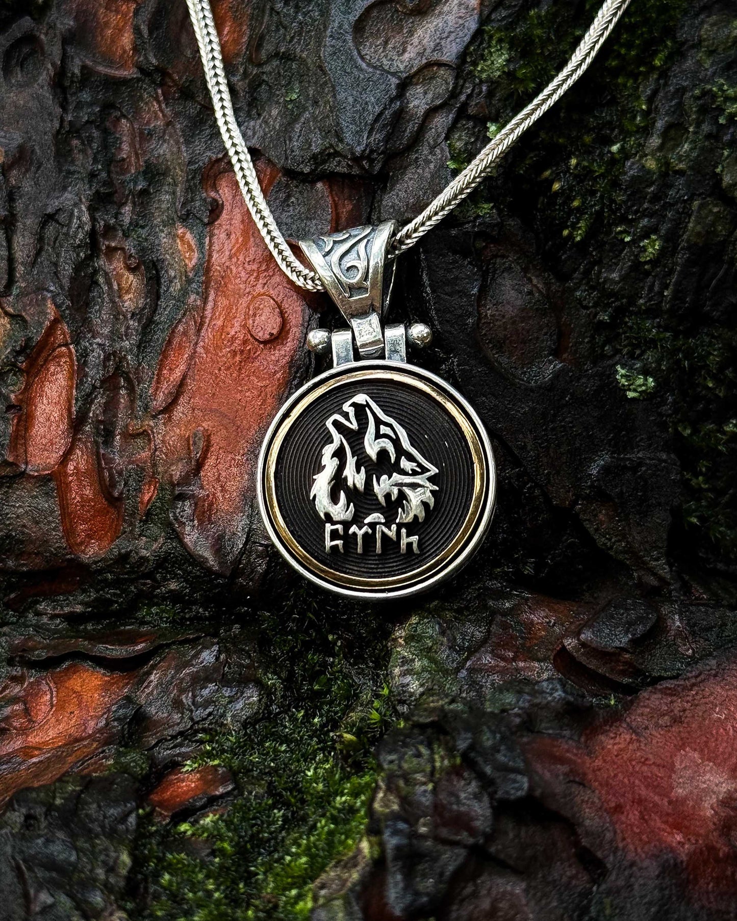 Türk Yazılı Bozkurt Kolye (Döner Mekanizmalı) – 925 Ayar Gümüş