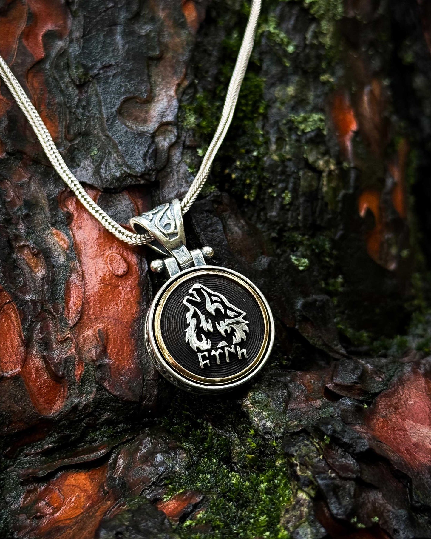 Türk Yazılı Bozkurt Kolye (Döner Mekanizmalı) – 925 Ayar Gümüş