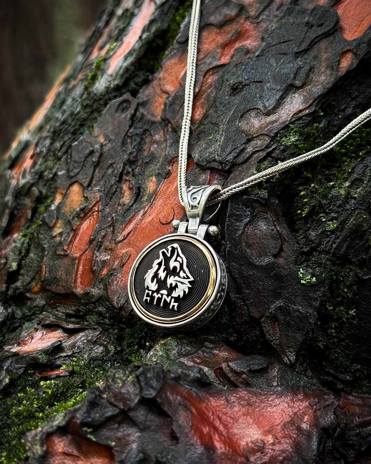 Türk Yazılı Bozkurt Kolye (Döner Mekanizmalı) – 925 Ayar Gümüş