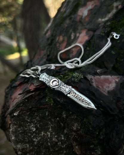 Ay Yıldız İşlemeli Katlanır Bıçak Kolye – 925 Ayar Gümüş