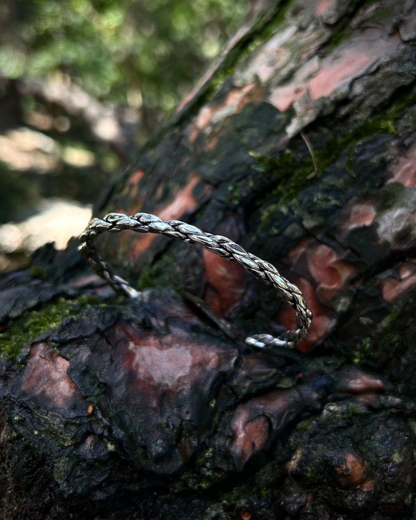 Bracelet menotte en maille fine (creux) – Argent 925