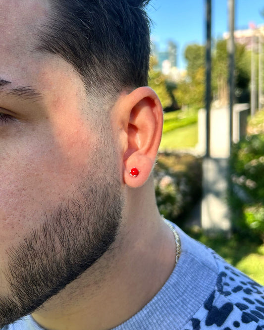 Kırmızı Taşlı Erkek Küpe - 925 Ayar Gümüş