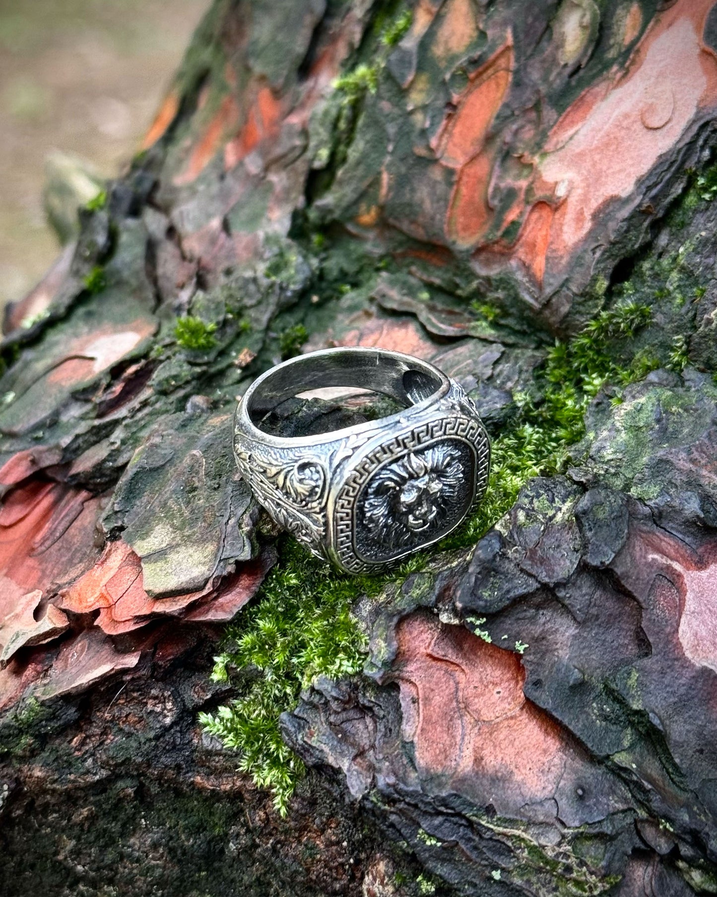İşlemeli Aslan Yüzük – 925 Ayar Gümüş