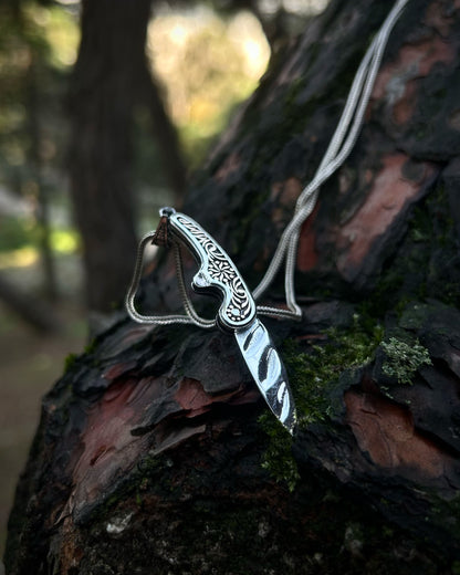 İşlemeli Katlanır Bıçak Kolye – 925 Ayar Gümüş