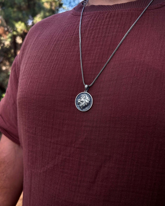 Rebel Aslan Madalyon Kolye – 925 Ayar Gümüş-Osiris Jewelry