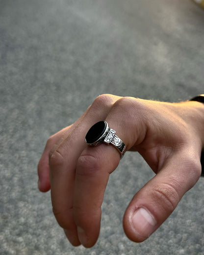 Minimal Siyah Onyx Yüzük – 925 Ayar Gümüş-Yüzük-Osiris Jewelry