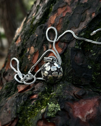 Şampiyonlar Ligi Topu Kolye – 925 Ayar Gümüş