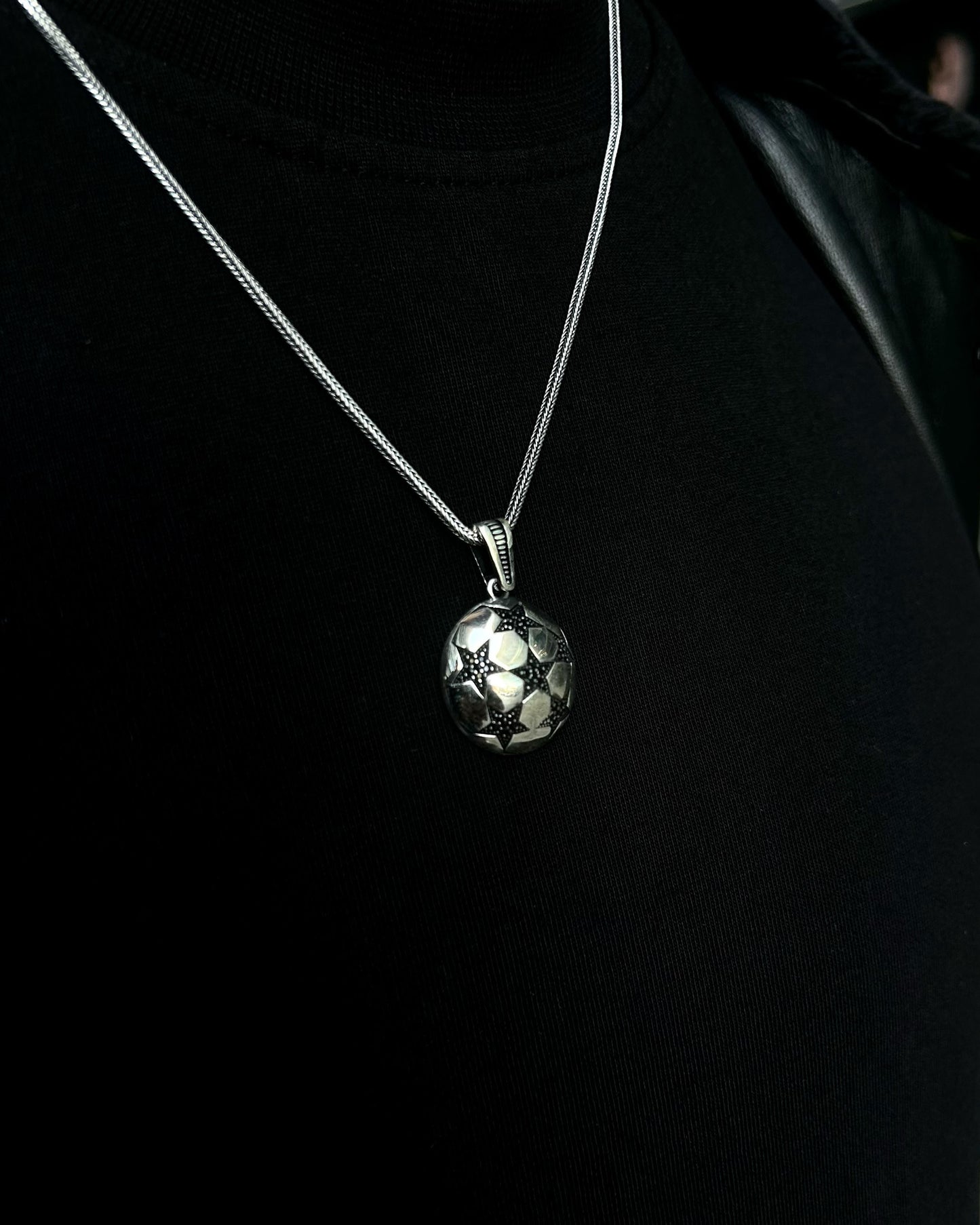 Şampiyonlar Ligi Topu Kolye – 925 Ayar Gümüş