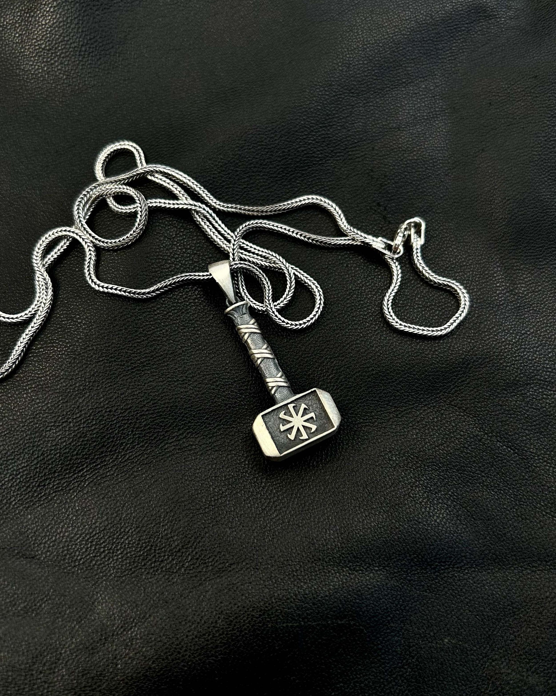 Thor'un Çekici Mjölnir Kolye – 925 Ayar Gümüş-Kolye-Osiris Jewelry