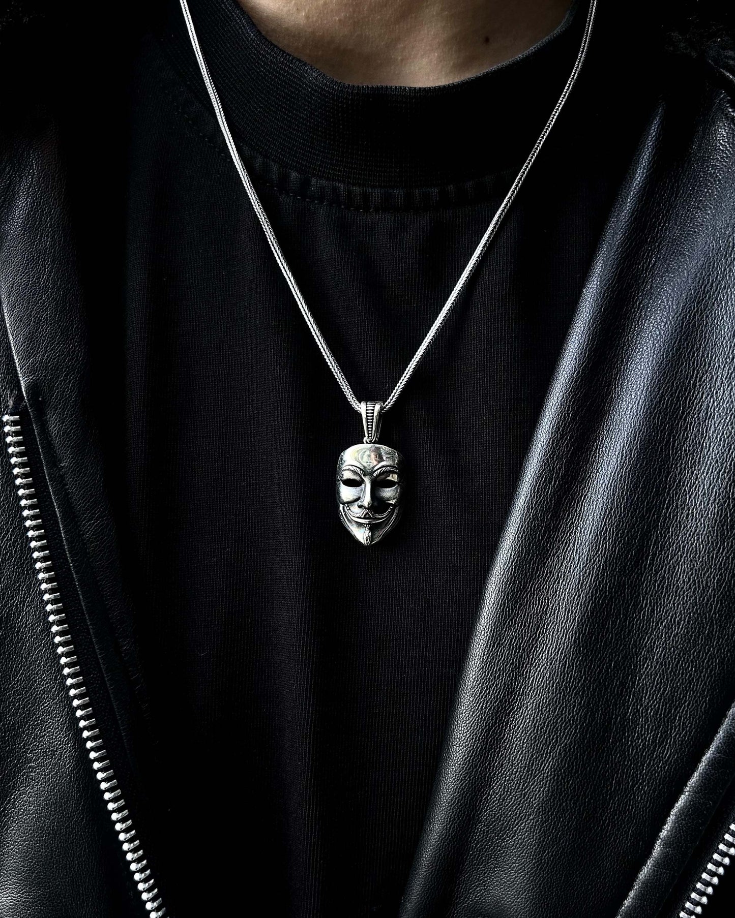 V For Vandetta Kolye – 925 Ayar Gümüş-Kolye-Osiris Jewelry