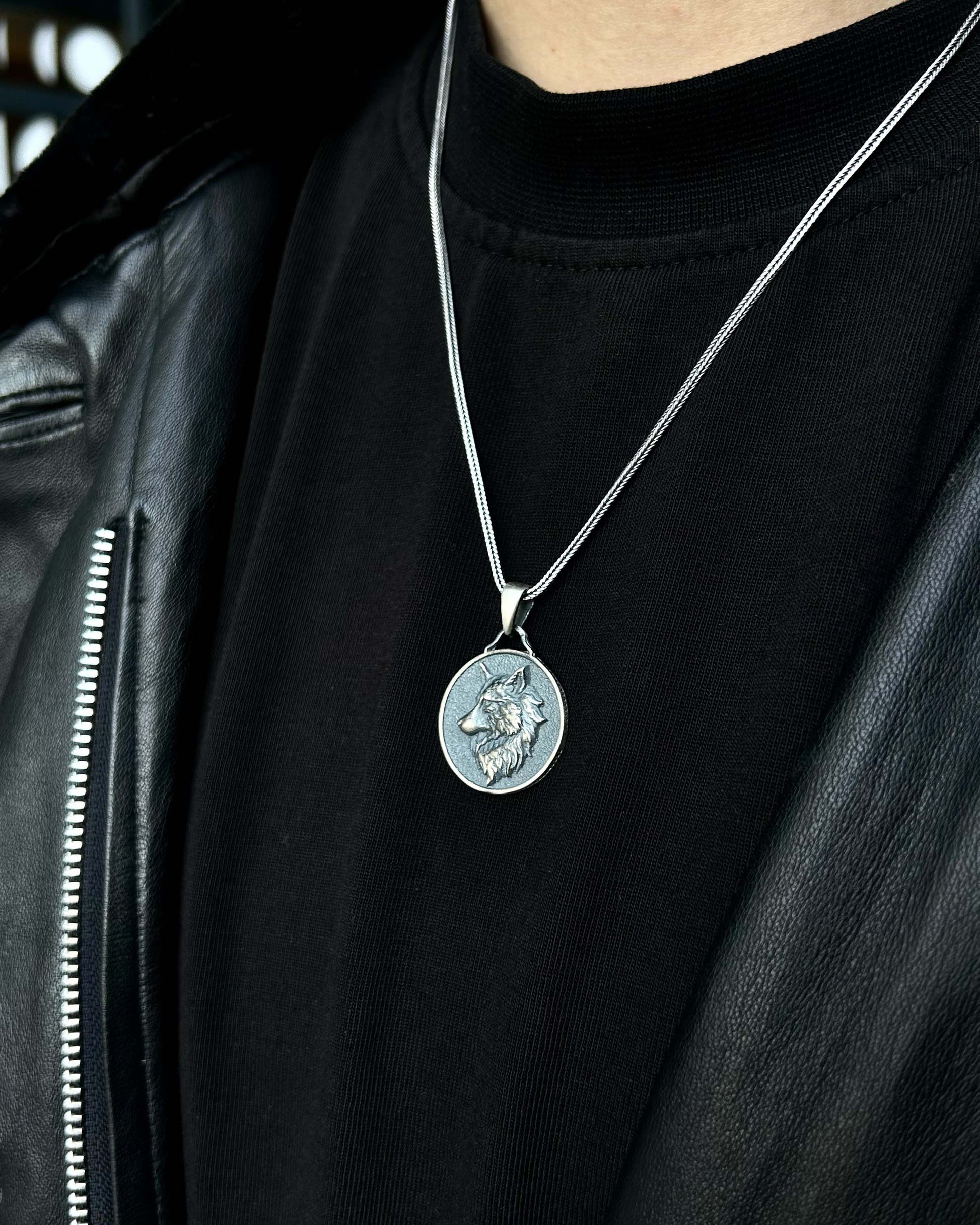 Kurt Madalyon Kolye – 925 Ayar Gümüş-Kolye-Osiris Jewelry