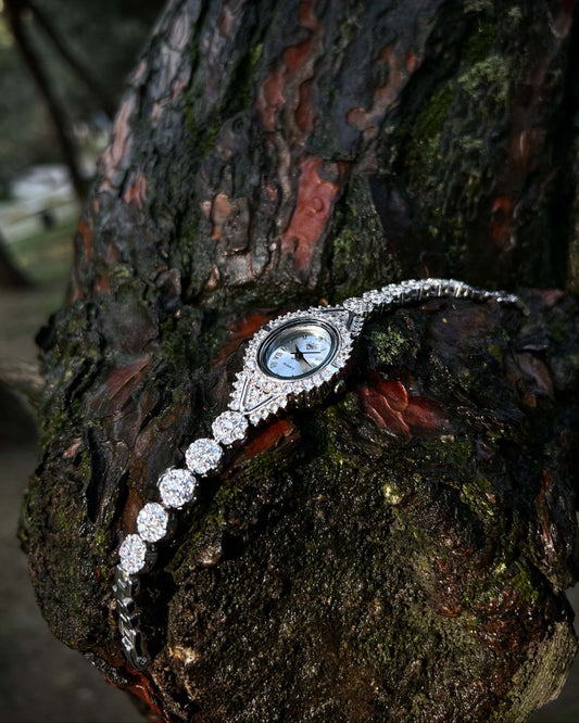 Rodyum Kaplama Taşlı Kadın Saati Model 1 - 925 Ayar Gümüş