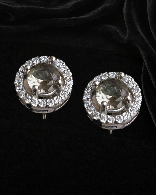 Extra Taşlı Zultanite (Diaspore) Erkek Küpe 8 mm, 925 ayar gümüş; stüdyo ürün görünümü