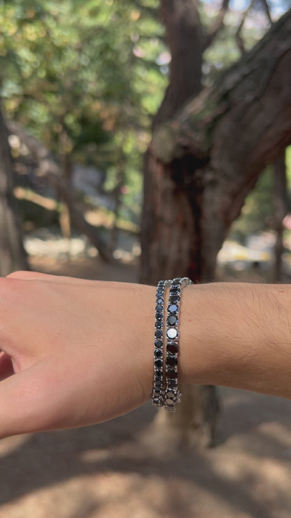 Siyah Su Yolu Tenis Bileklik – Rodyum Kaplama 925 Ayar Gümüş